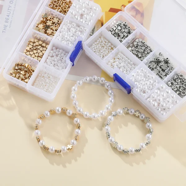 Bracelet Making Kit: 540pcs Pearl & Heart Beads